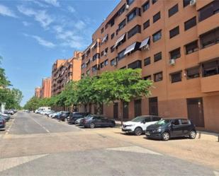 Vista exterior de Pis en venda en  Madrid Capital amb Calefacció, Jardí privat i Parquet