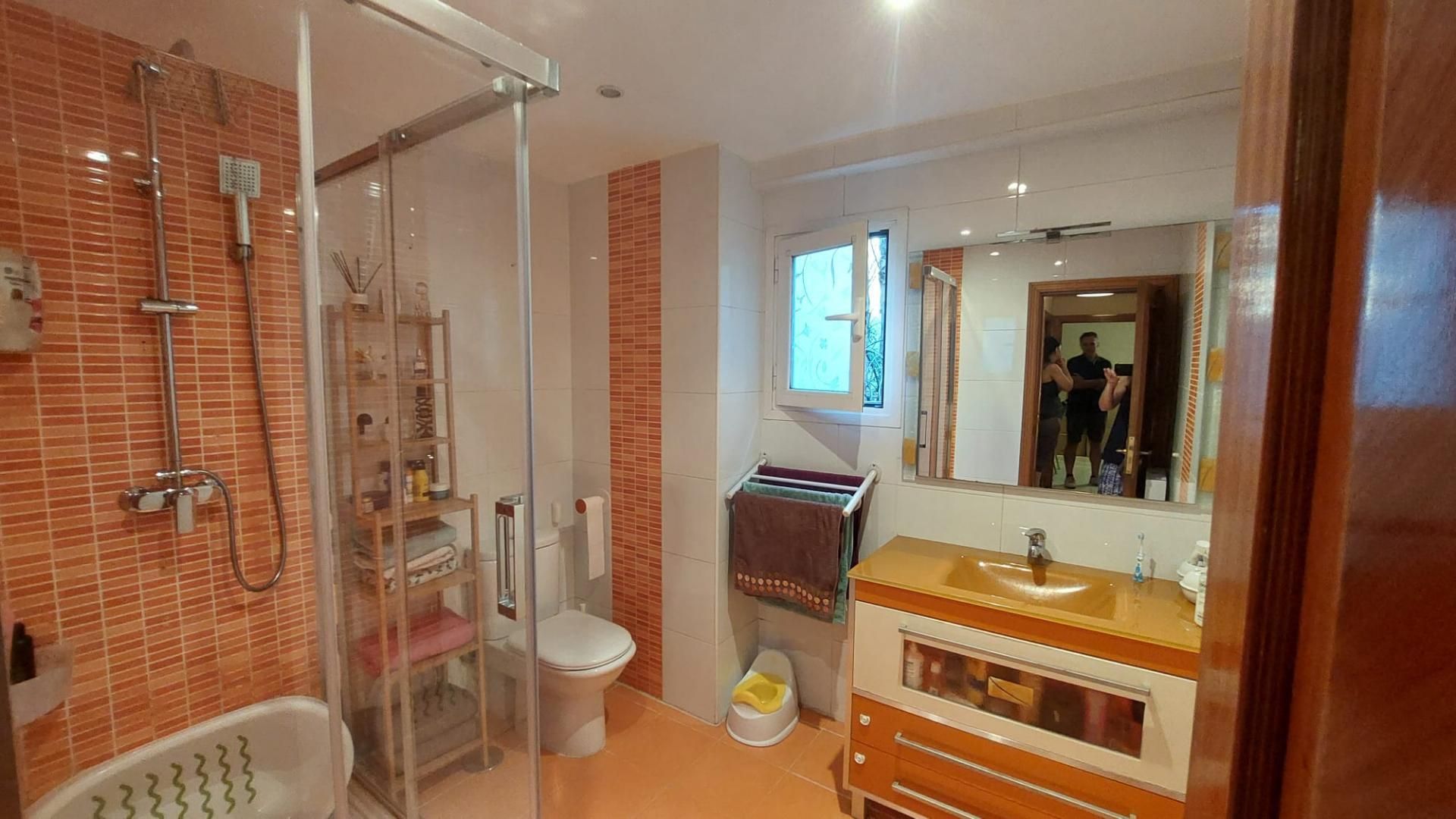 Flat to rent in Calle Nueva York, Sur - PAU 4