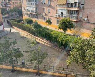 Vista exterior de Pis de lloguer en  Córdoba Capital amb Jardí privat, Terrassa i Moblat