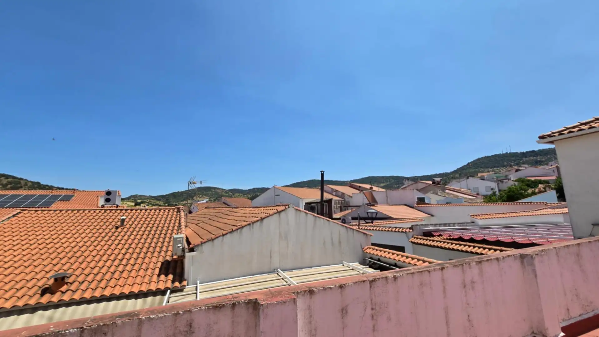 Exterior view of Flat for sale in Villanueva del Rey  with Air Conditioner