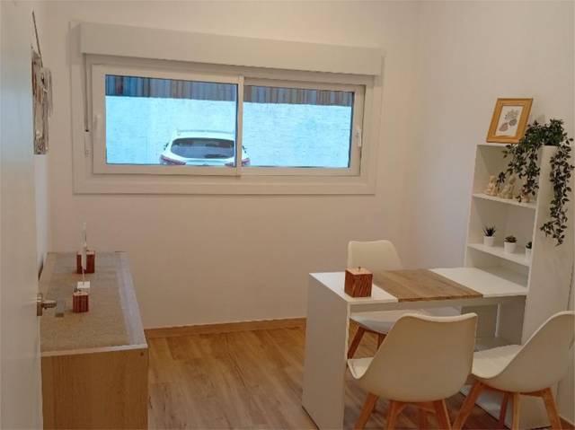 Oficina en Alquiler en Avenida do Rebullón, 7 en Mos