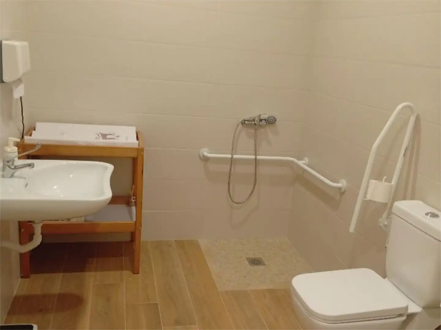 Office for rent in Avenida do Rebullón, 7, Mos Bathroom of Office for rent in Mos