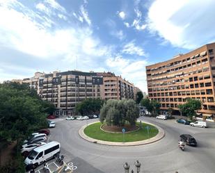 Exterior view of Flat to share in  Valencia Capital  with Air Conditioner, Storage room and Furnished