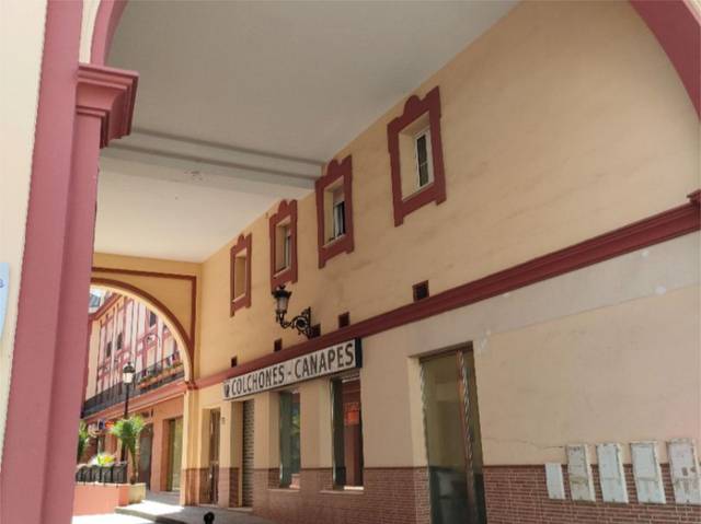 Local comercial en Alquiler en Avenida Nuestra Señora de la Soledad, 34 en Cantillana