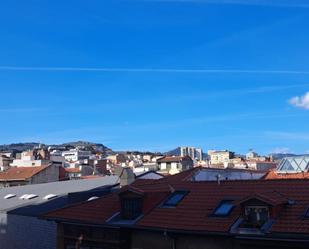 Vista exterior de Pis de lloguer en Bilbao  amb Moblat i Balcó