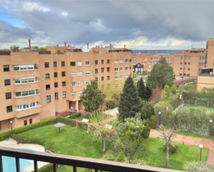 Exterior view of Study for sale in  Madrid Capital  with Air Conditioner, Heating and Furnished