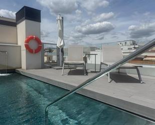 Swimming pool of Apartment to rent in  Madrid Capital  with Air Conditioner, Heating and Storage room