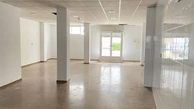 Local comercial en Alquiler en SE-9, 21 en Dílar
