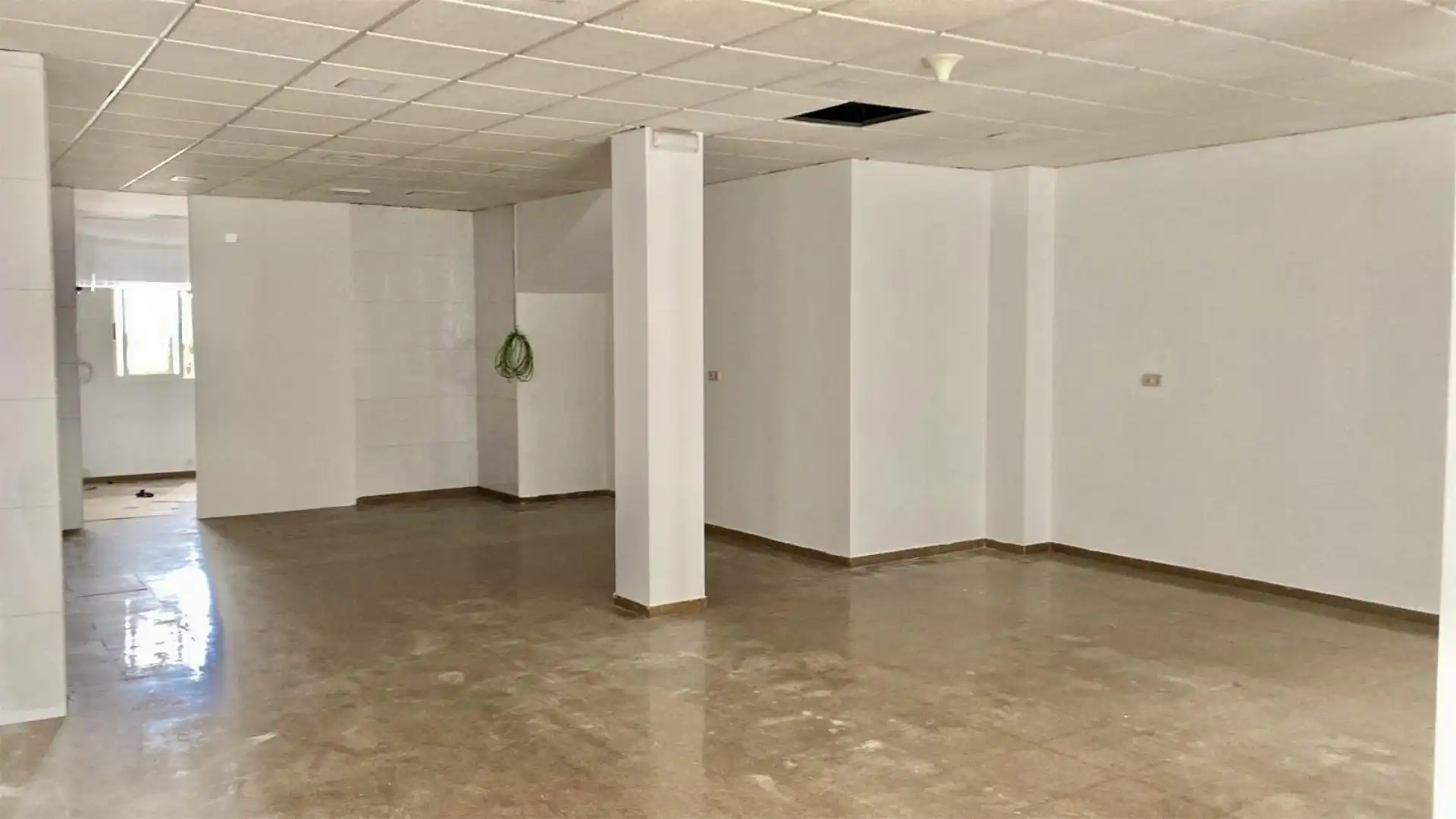 Local de alquiler en SE-9, 21, Dílar Local de alquiler en Dílar