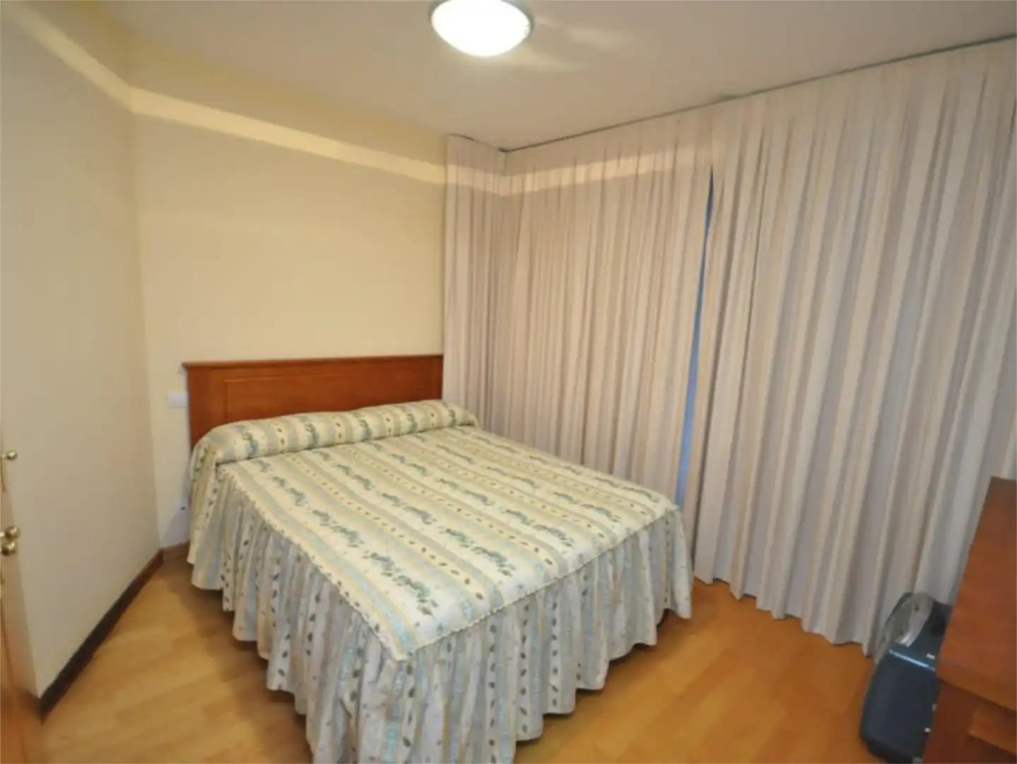 Piso en venta en Curro da Praza, 1, Muros Habitación de Piso en venta en Muros con Trastero, Amueblado y Videoportero