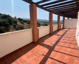 Terrassa de Pis en venda en Guaro amb Terrassa i Piscina