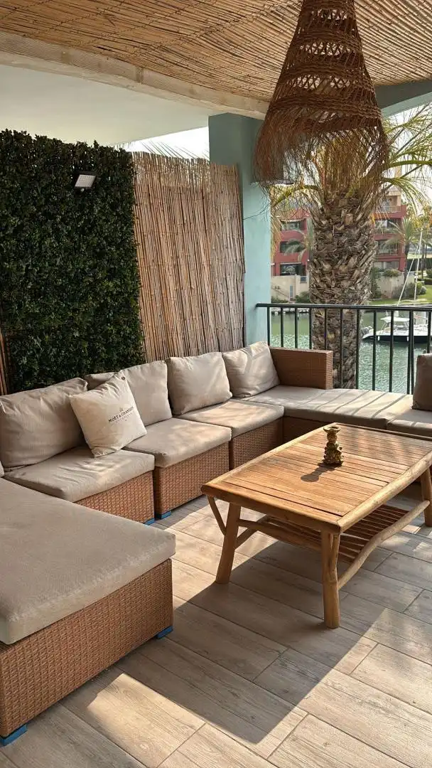 Piso en venta en Puerto de Sotogrande - La Marina Terraza de Piso en venta en Sotogrande con Aire acondicionado y Terraza
