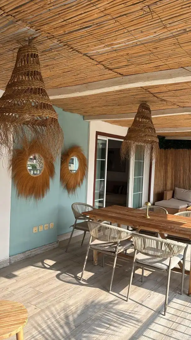 Piso en venta en Puerto de Sotogrande - La Marina Comedor de Piso en venta en Sotogrande con Aire acondicionado y Terraza