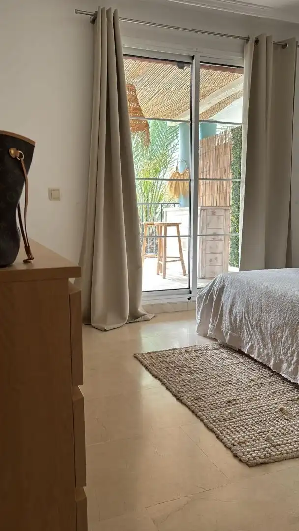 Piso en venta en Puerto de Sotogrande - La Marina Habitación de Piso en venta en Sotogrande con Aire acondicionado y Terraza