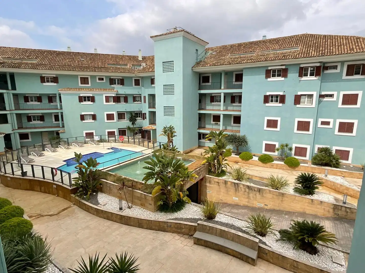 Piso en venta en Puerto de Sotogrande - La Marina Vista exterior de Piso en venta en Sotogrande con Aire acondicionado y Terraza