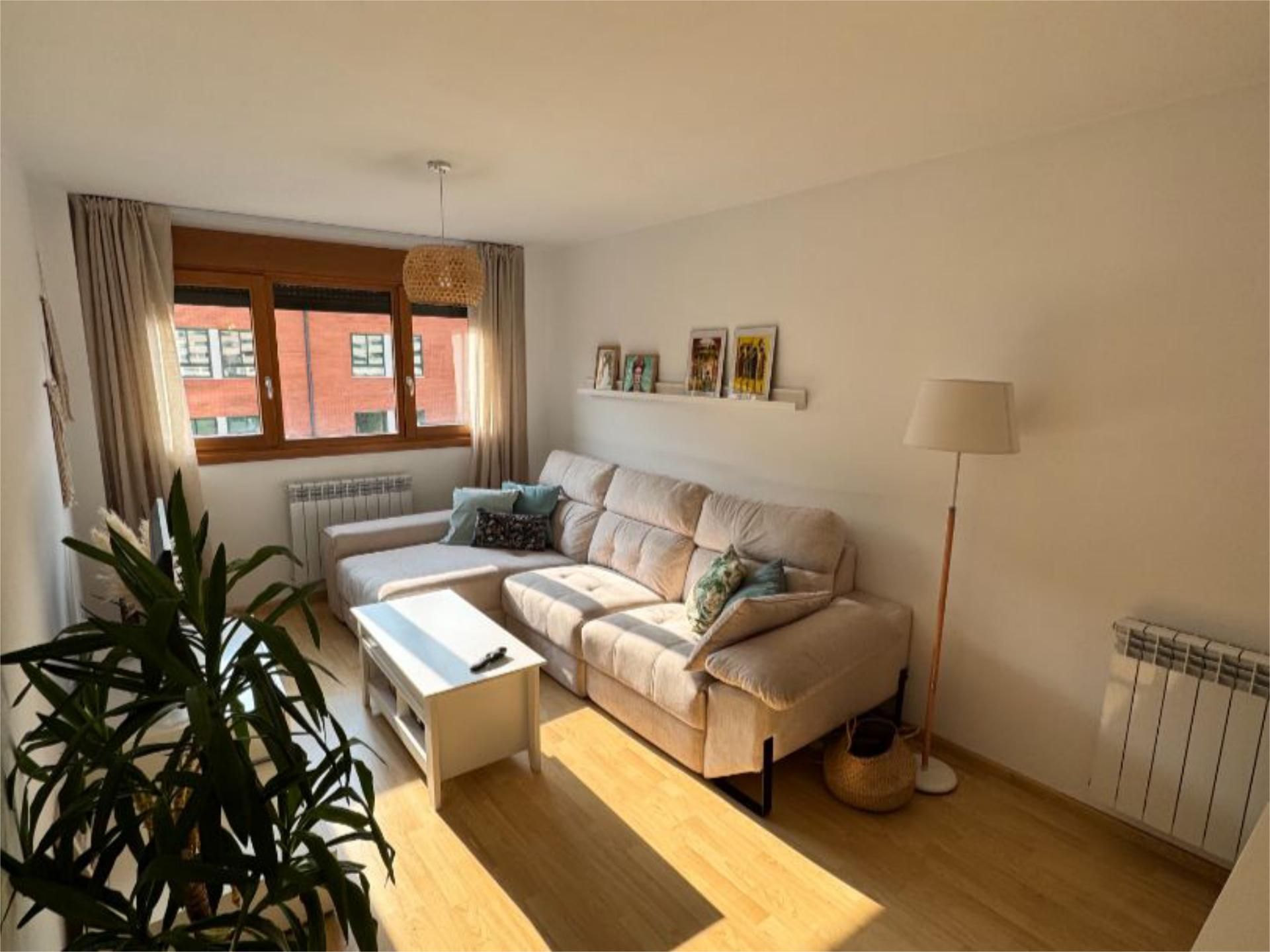 Living room of Flat for sale in Soria Capital   with Heating, Parquet flooring and Terrace