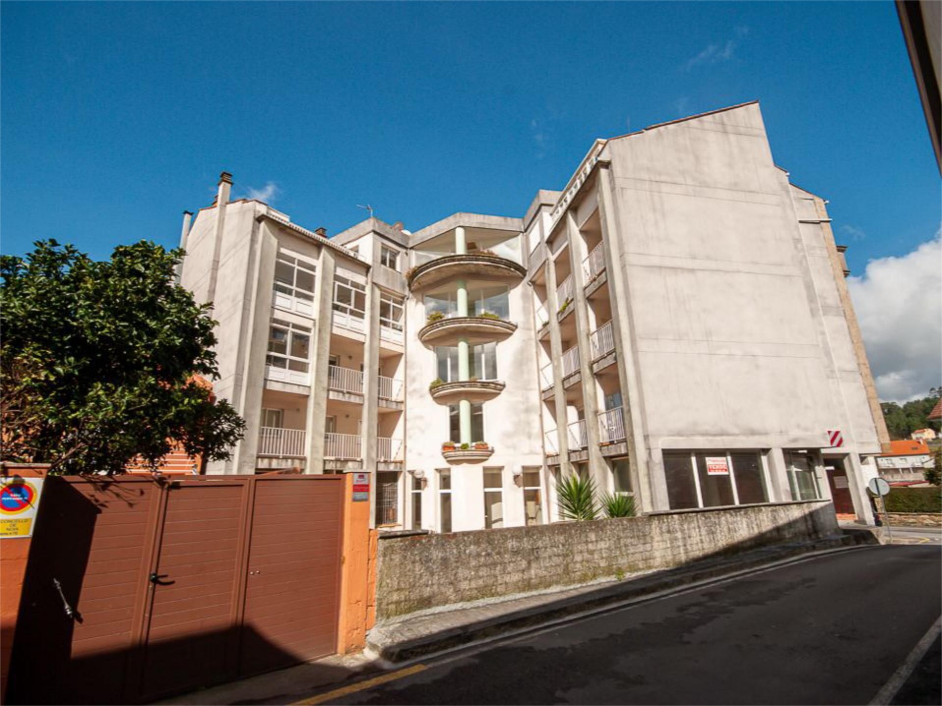 Local en venda a Rúa Coruña, 9, Noia Vista exterior de Local en venda en Noia