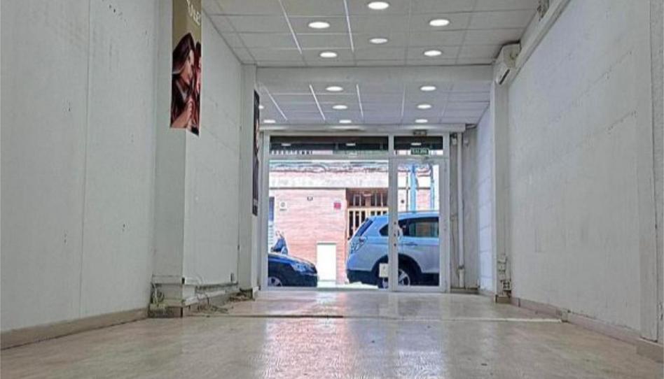Photo 1 of Premises to rent in Carrer de Francesc Llunell, 43, La Plana, Barcelona