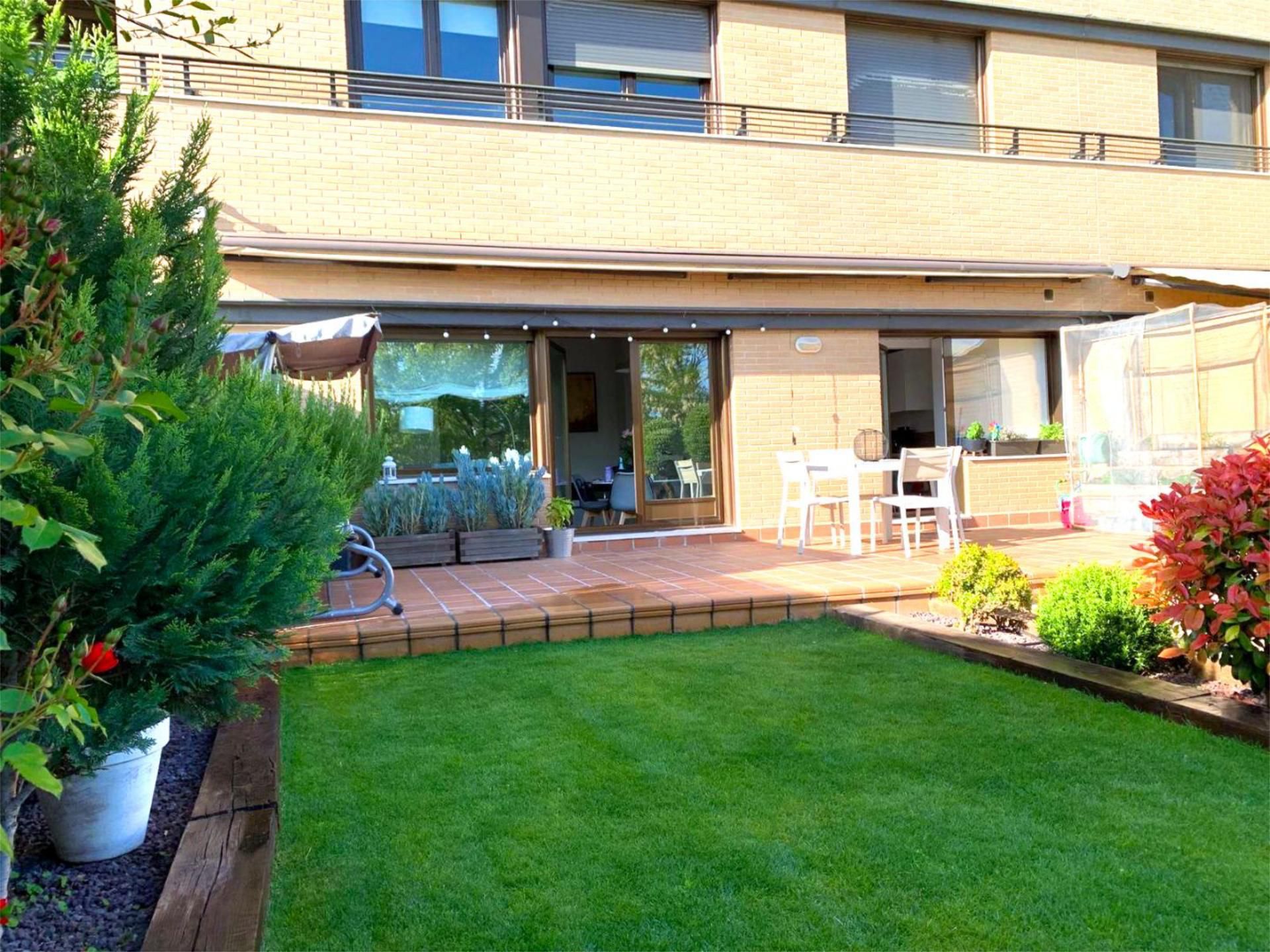 Garden of Duplex for sale in Valladolid Capital  with Air Conditioner, Heating and Private garden