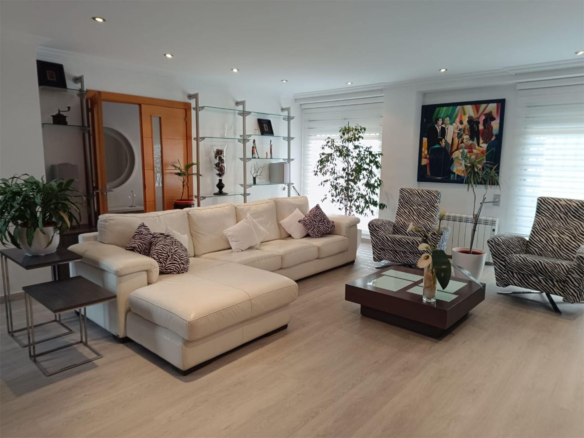 Living room of Single-family semi-detached for sale in Sagunto / Sagunt  with Air Conditioner, Terrace and Balcony