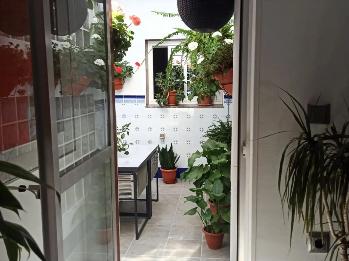 Detached homes for sale in Carrer del Poeta Llombart, 8, Centro Puerto Balcony of Detached homes for sale in Sagunto / Sagunt with Air Conditioner, Terrace and Balcony