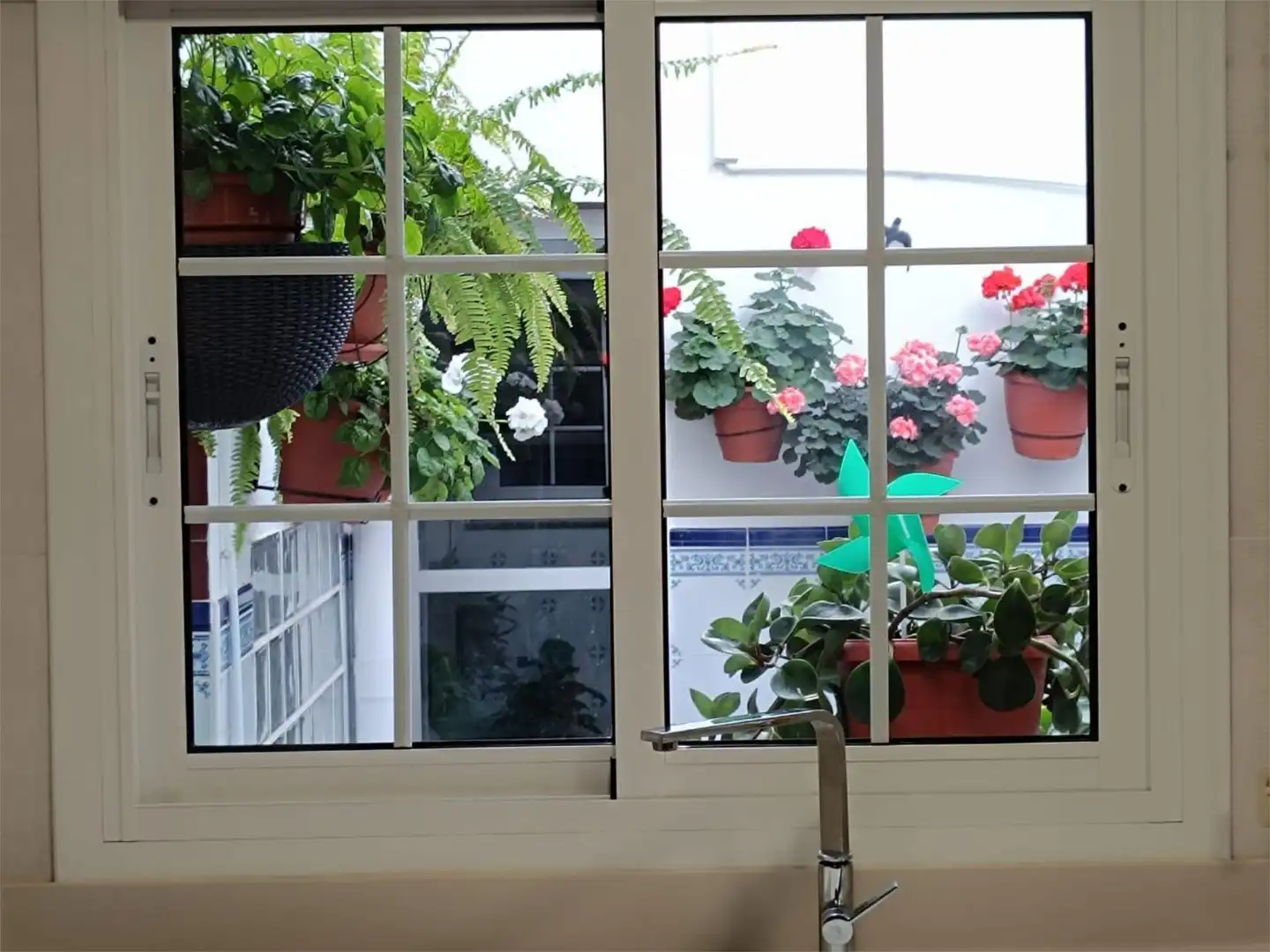 Detached homes for sale in Carrer del Poeta Llombart, 8, Centro Puerto Garden of Detached homes for sale in Sagunto / Sagunt with Air Conditioner, Terrace and Balcony