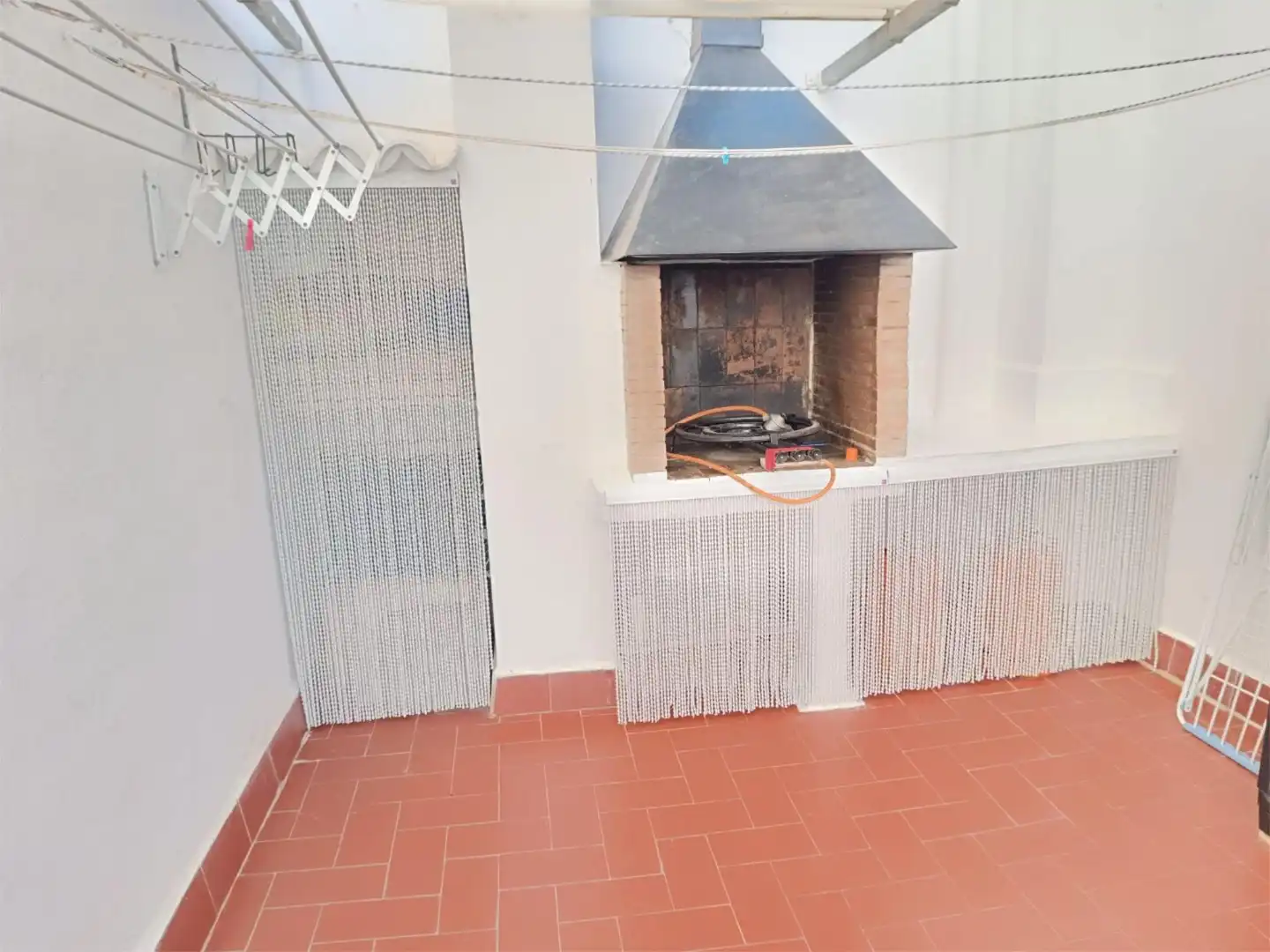 Detached homes for sale in Carrer del Poeta Llombart, 8, Centro Puerto Kitchen of Detached homes for sale in Sagunto / Sagunt with Air Conditioner, Terrace and Balcony