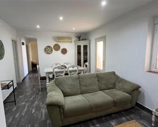 Living room of Flat for sale in Llerena  with Air Conditioner, Heating and Balcony