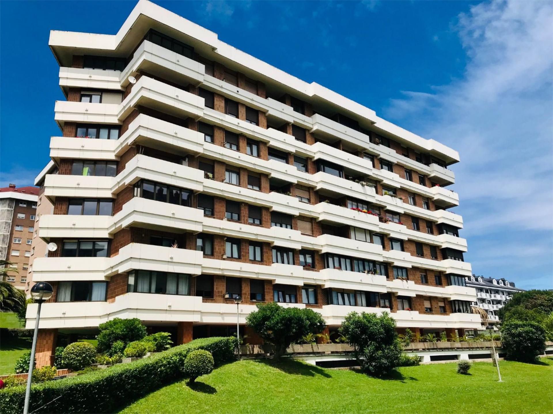 Exterior view of Flat for sale in Santander  with Heating, Parquet flooring and Terrace