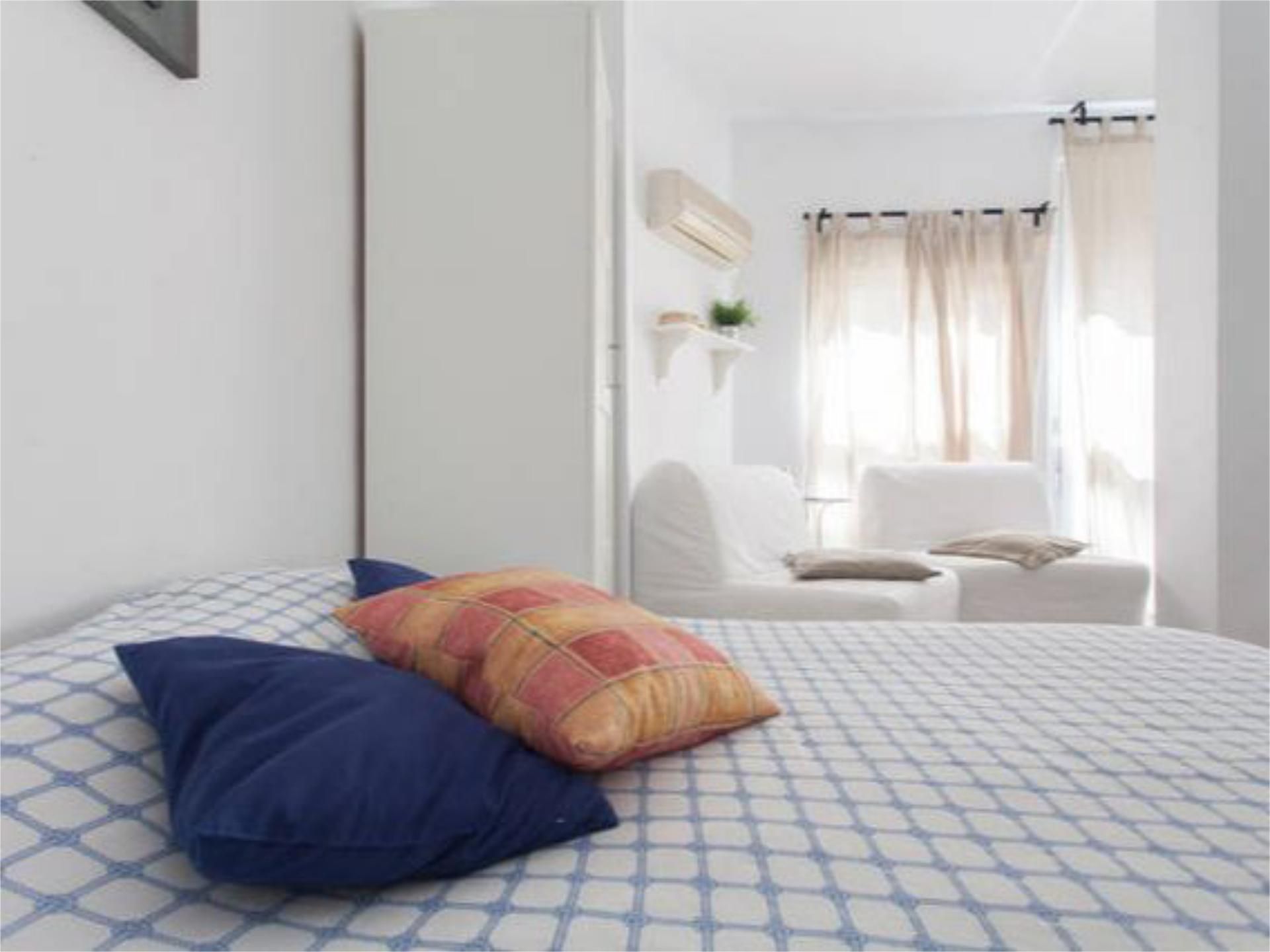 Bedroom of Study for sale in Alicante / Alacant  with Air Conditioner and Heating