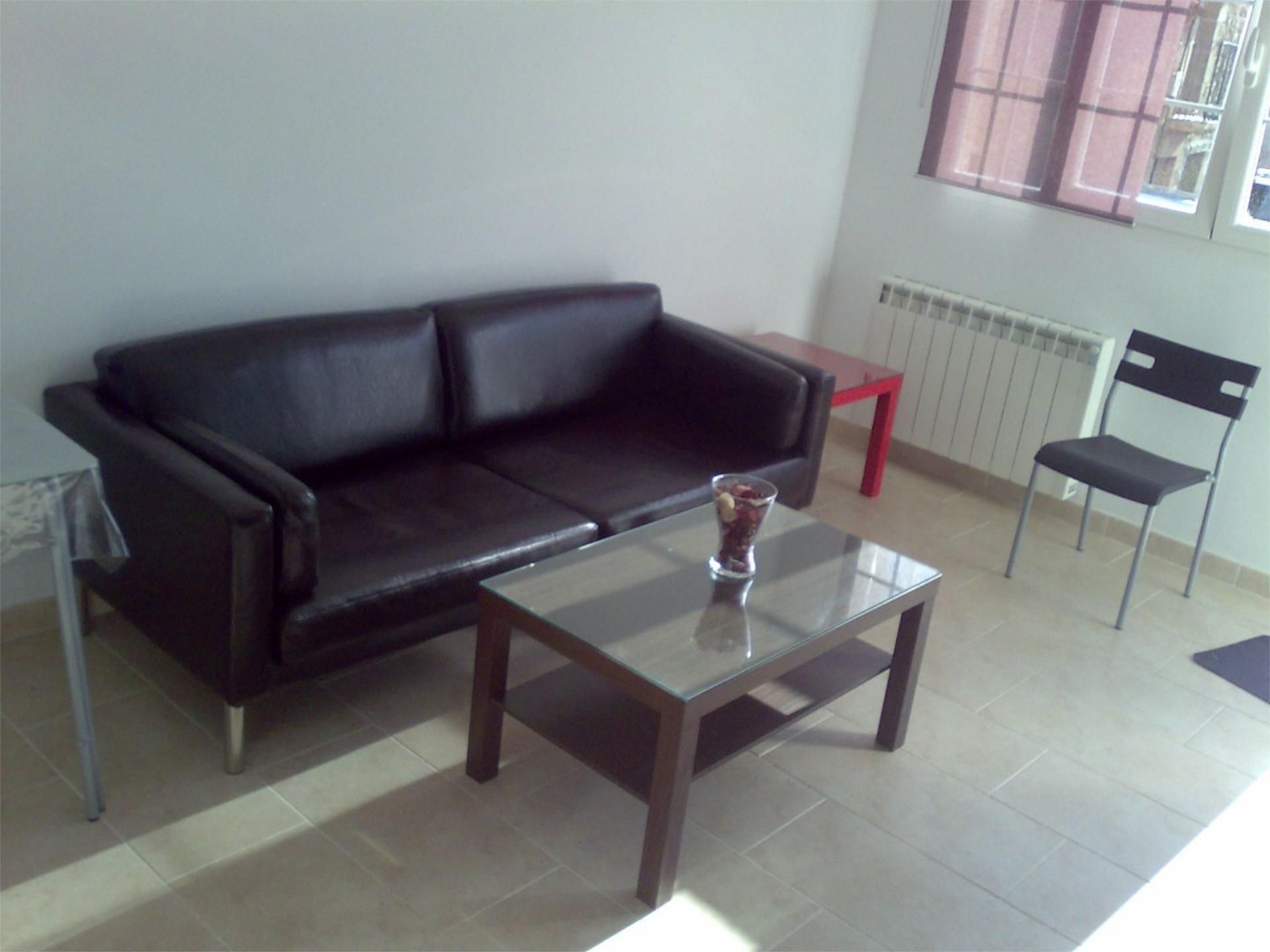 Living room of Single-family semi-detached to rent in Salas de los Infantes