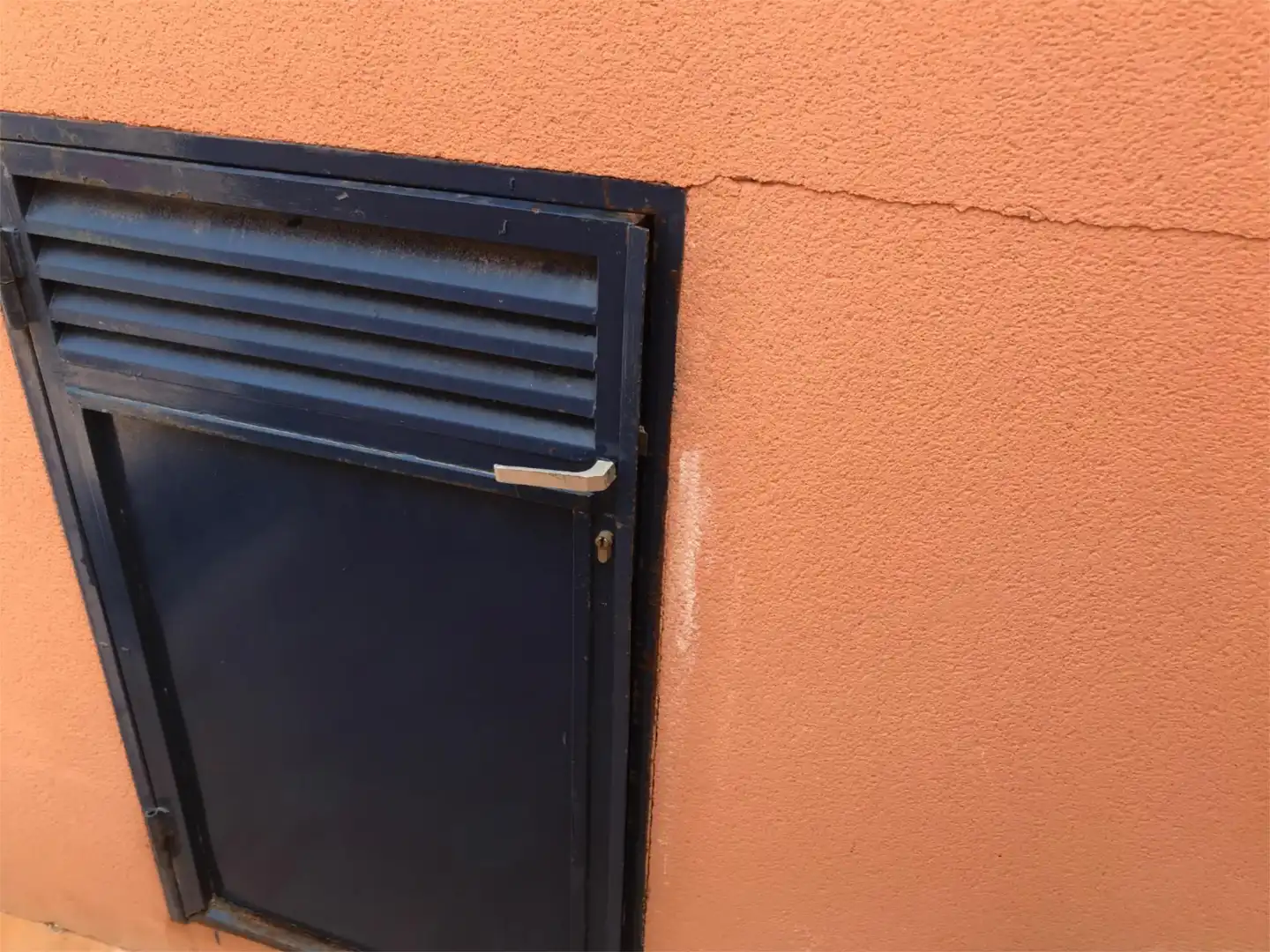 Außenansicht von Wohnung zur Miete in Mazarrón mit Klimaanlage, Privatgarten und Terrasse