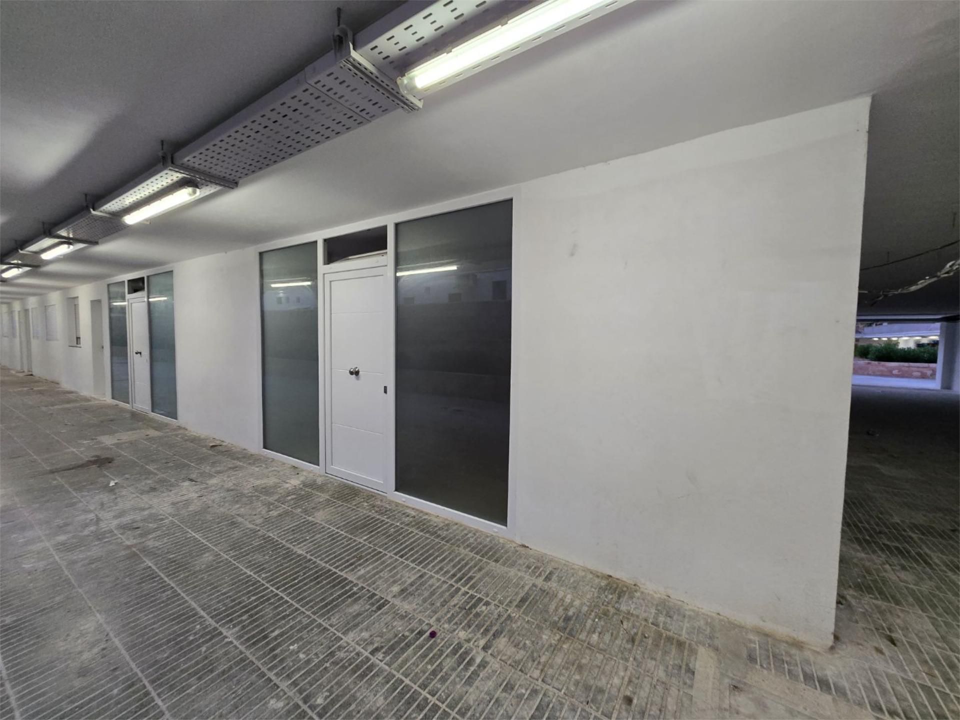 Premises for sale in Calvià  with Air Conditioner and Furnished