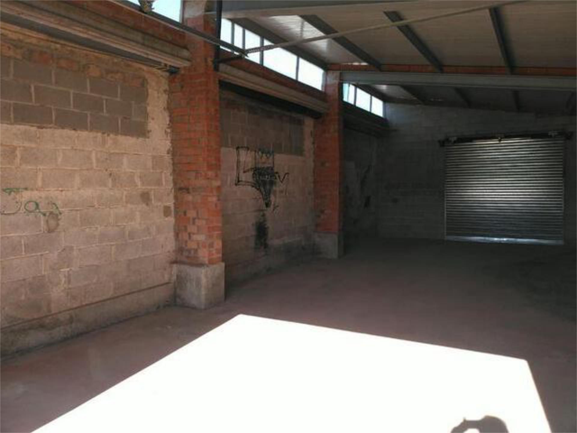 Industrial buildings to rent in Albatàrrec