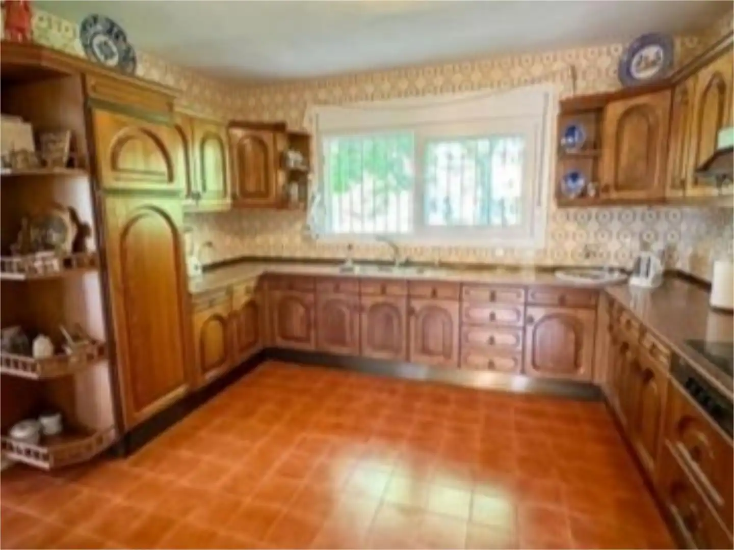 Casa o xalet en venda a Carretera de Cádiz, Kempinski Cuina de Casa o xalet en venda en Estepona amb Aire condicionat, Calefacció i Jardí privat