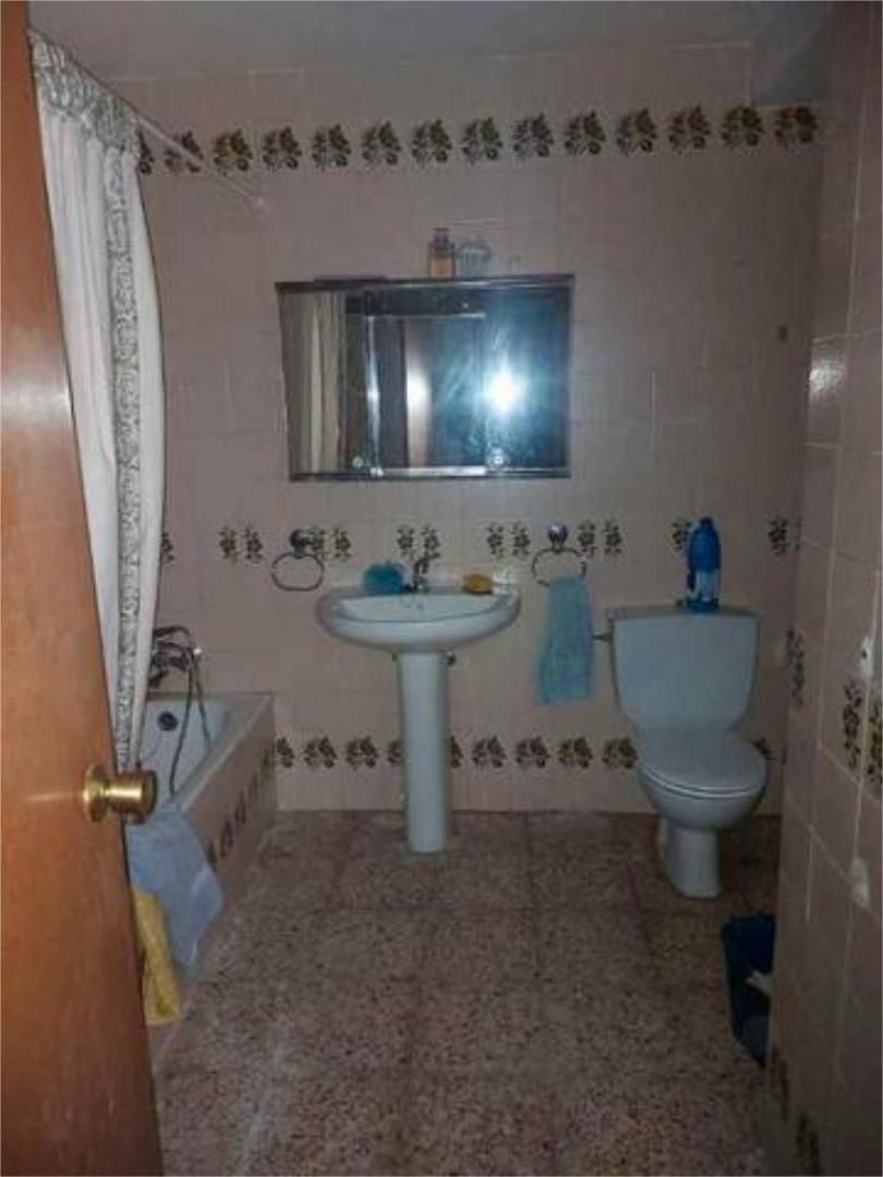 Bathroom of Flat for sale in Alcorisa