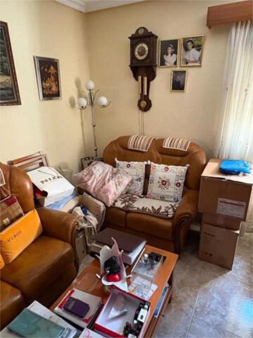 Sala d'estar de Pis en venda en  Madrid Capital