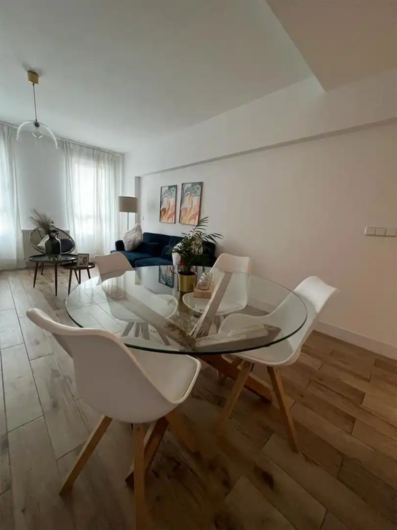 Piso de alquiler en Calle de Malta, 1, Avenida Europa Comedor de Piso de alquiler en Pozuelo de Alarcón con Aire acondicionado, Calefacción y Jardín privado
