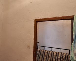 Flat for sale in Moriles  with Air Conditioner, Private garden and Washing machine