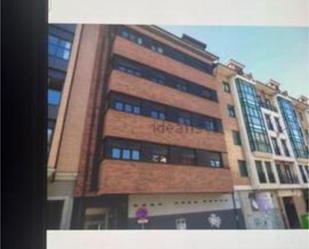 Vista exterior de Pis de lloguer en Langreo amb Calefacció i Moblat