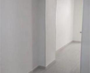 Oficina de lloguer en Dos Hermanas amb Aire condicionat