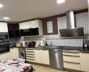Kitchen of Single-family semi-detached for sale in Valdemoro  with Heating, Private garden and Furnished
