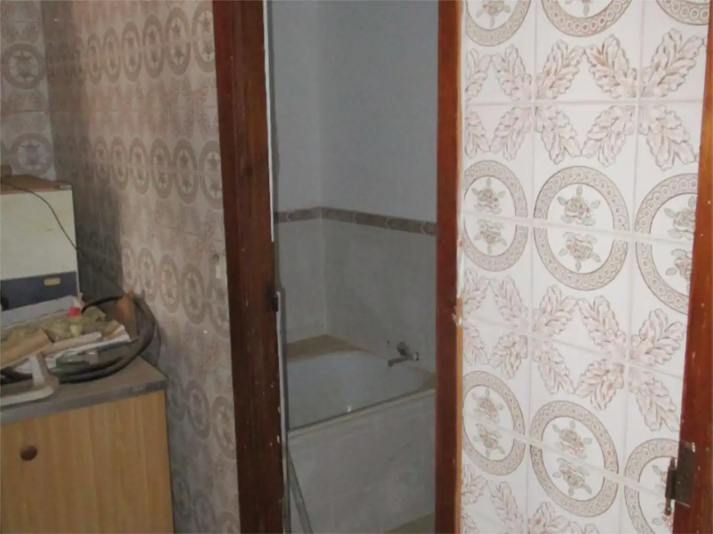 Badezimmer von Erdgeschoss zum Verkauf in Constantina mit Terrasse