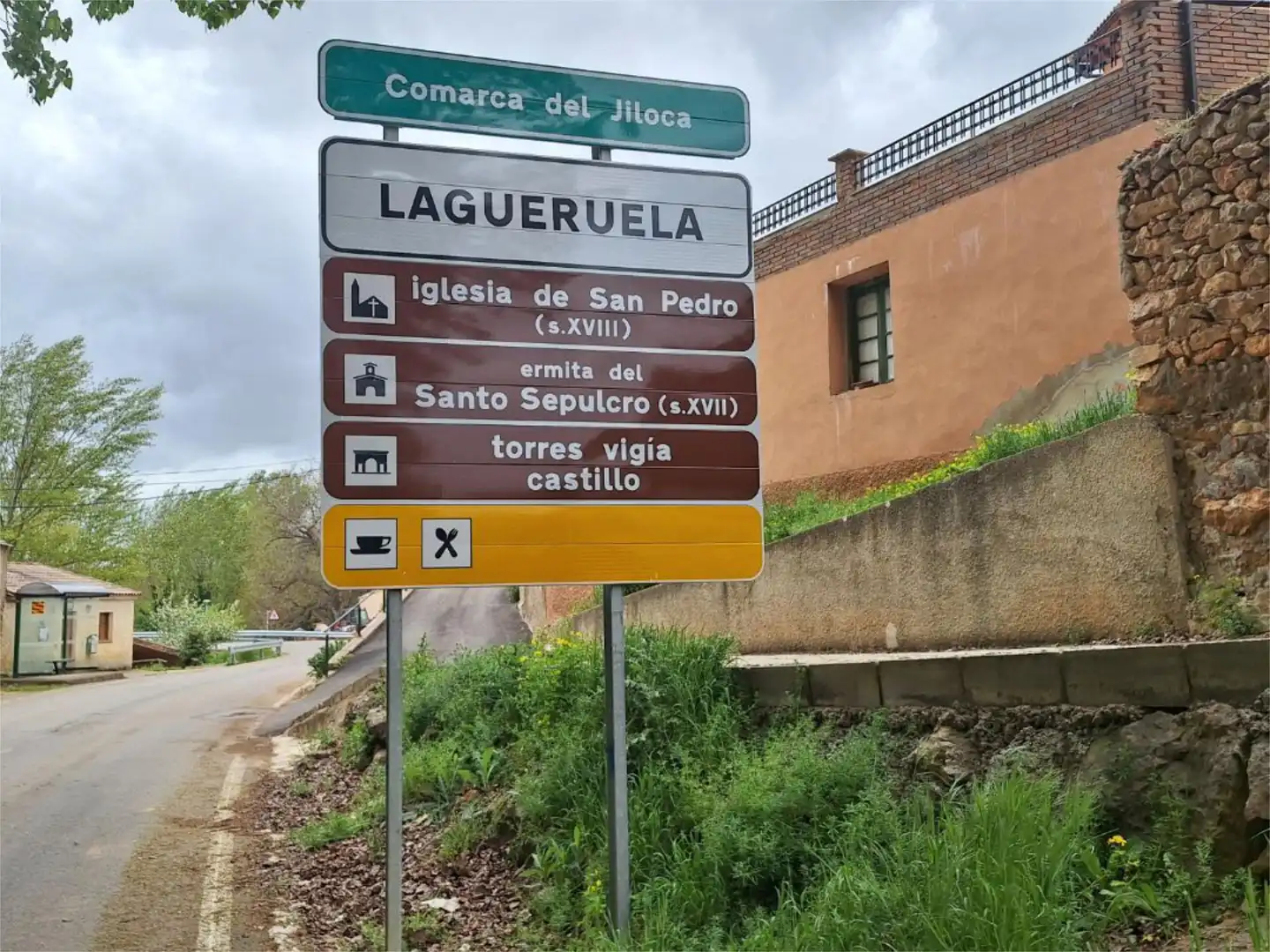 Exterior view of Houses for sale in Lagueruela
