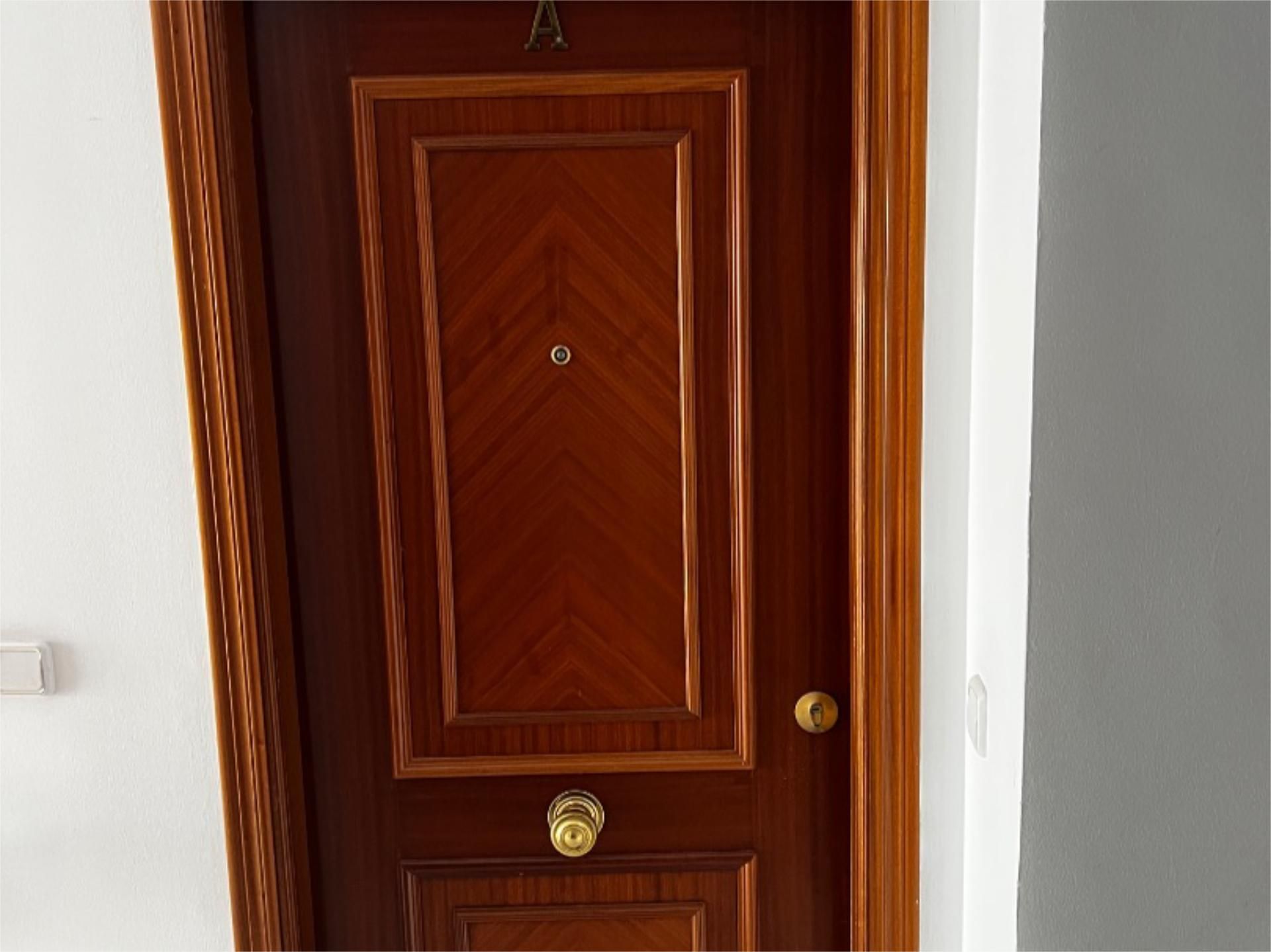 Flat for sale in San Fernando  with Air Conditioner
