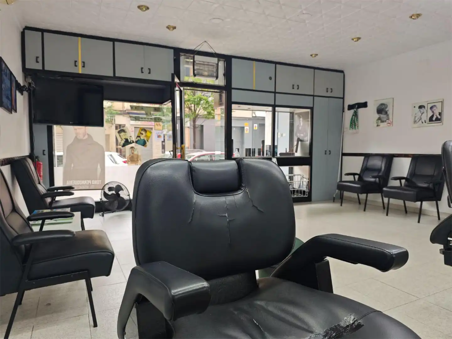 Local en venta en Carretera de Matadepera, 188, Sant Pere Local en venta en Terrassa con Aire acondicionado, Calefacción y Amueblado