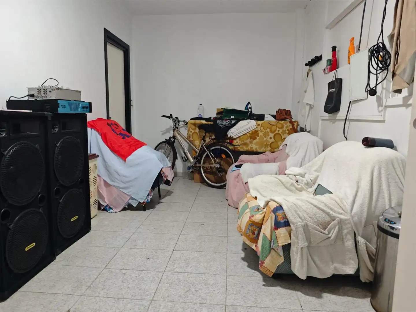 Local en venta en Carretera de Matadepera, 188, Sant Pere Habitación de Local en venta en Terrassa con Aire acondicionado, Calefacción y Amueblado