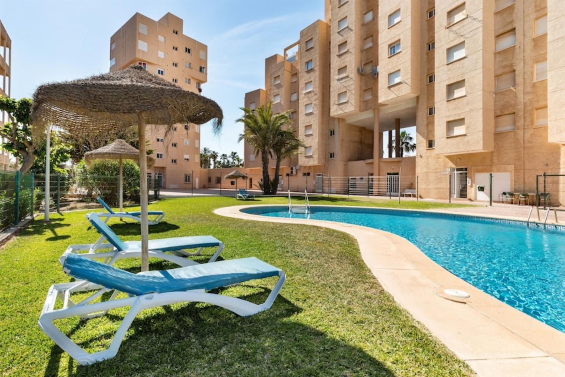 Swimming pool of Flat to rent in La Manga del Mar Menor  with Furnished, Oven and Washing machine