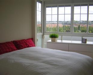 Bedroom of Flat to rent in Alcobendas  with Air Conditioner and Terrace