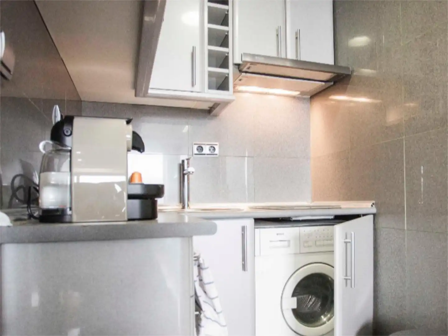 Study for rent in Calle de la Princesa, 25, Argüelles Kitchen of Study for rent in Madrid with Air Conditioner, Heating and Parquet flooring
